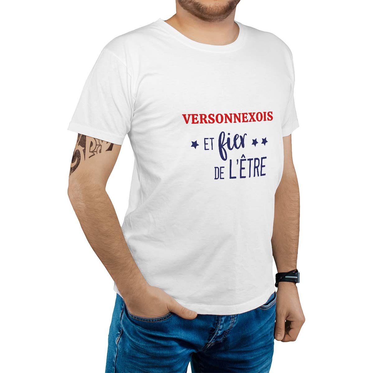 T-Shirt blanc pour homme avec le message personnalisé marine versonnexois  et fier de l'être