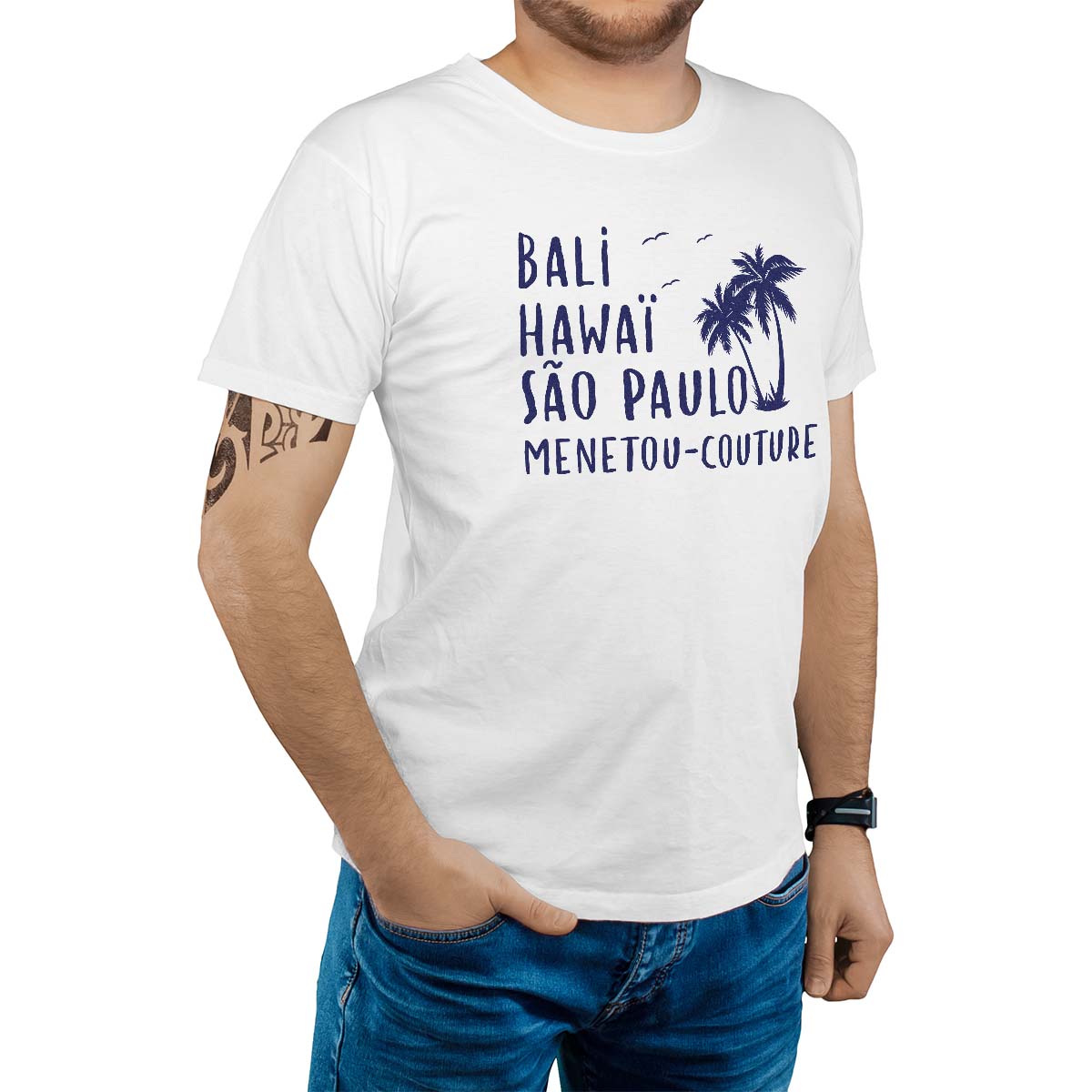 T-Shirt blanc pour homme avec le message personnalisé marine bali hawaï sao-paulo menetou-couture