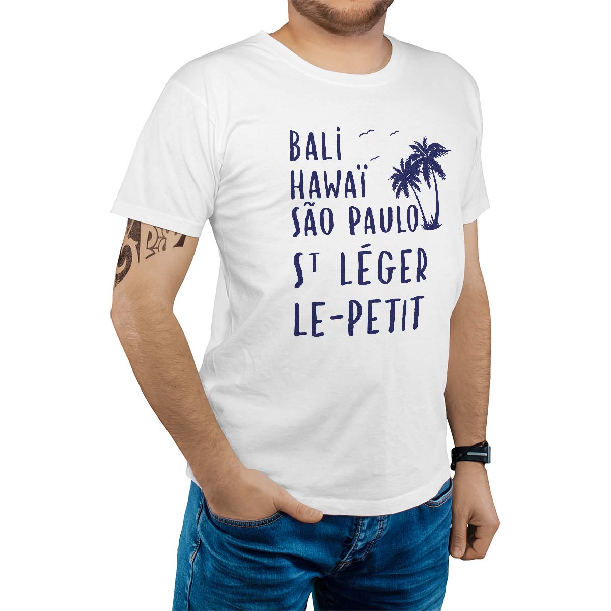 T-Shirt blanc pour homme avec le message personnalisé marine bali hawaï sao-paulo saint-léger-le-petit