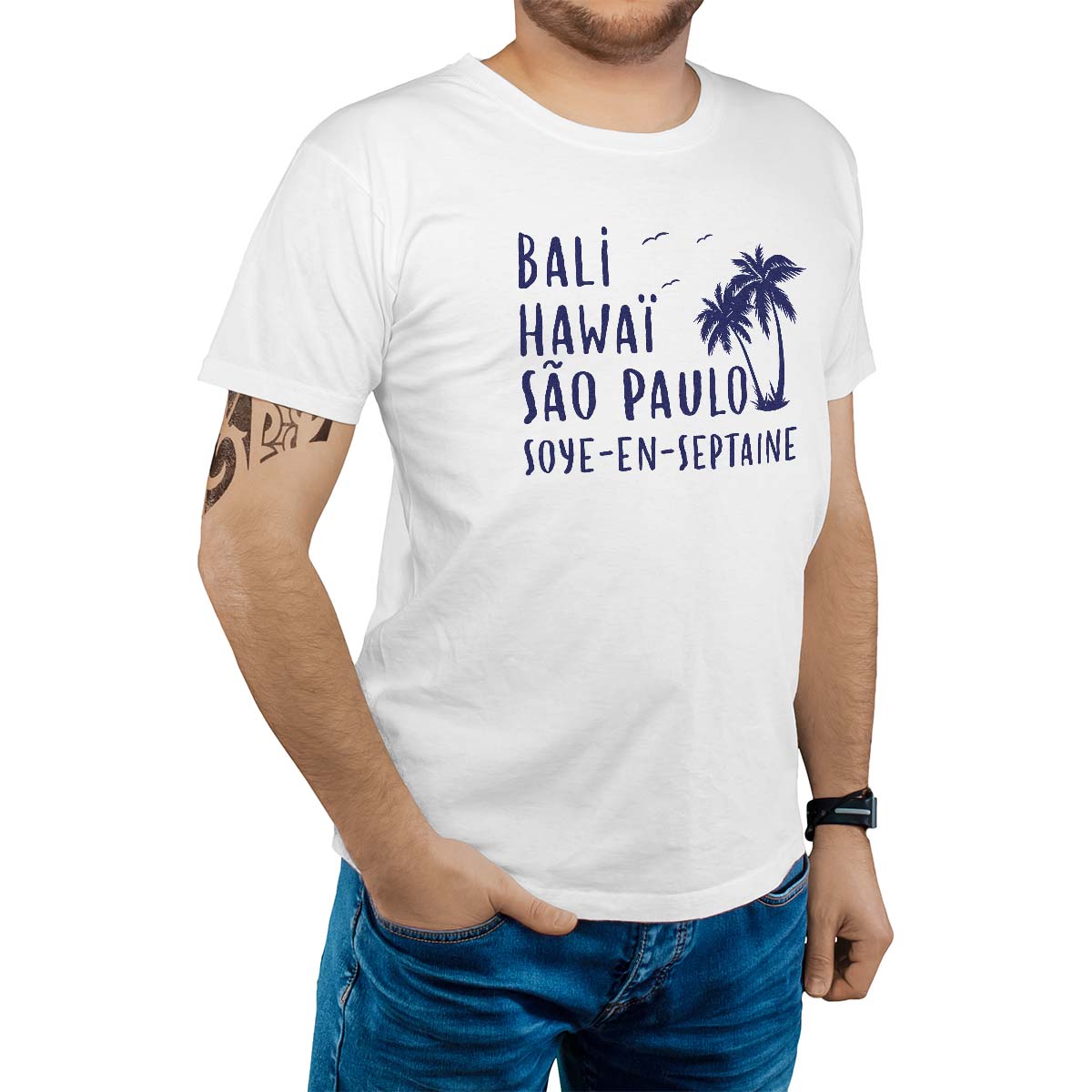 T-Shirt blanc pour homme avec le message personnalisé marine bali hawaï sao-paulo soye-en-septaine