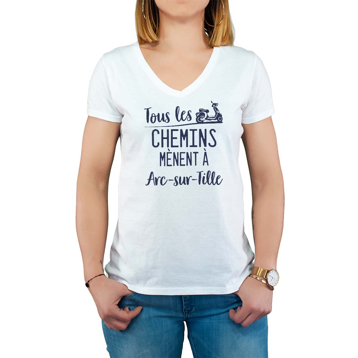 T-Shirt blanc pour femme avec le message personnalisé marine tous les chemins mènent à arc-sur-tille
