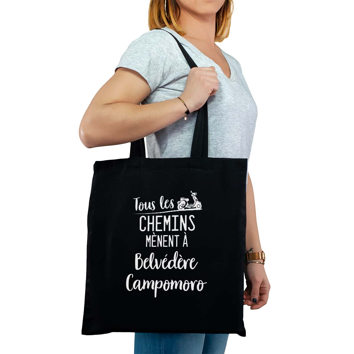 Totebag cabas personnalisé noir pour femme avec le message personnalisé blanc tous les chemins mènent à belvédère-campomoro