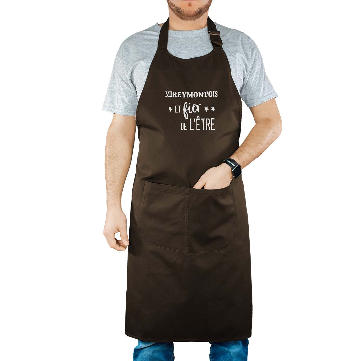 Tablier de cuisine personnalisé cacao pour homme avec le message personnalisé blanc mireymontois  et fier de l'être