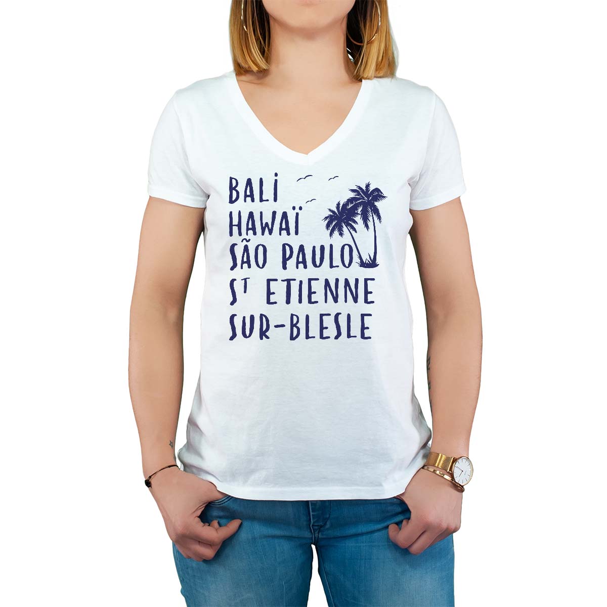 T-Shirt blanc pour femme avec le message personnalisé marine bali hawaï sao-paulo saint-etienne-sur-blesle