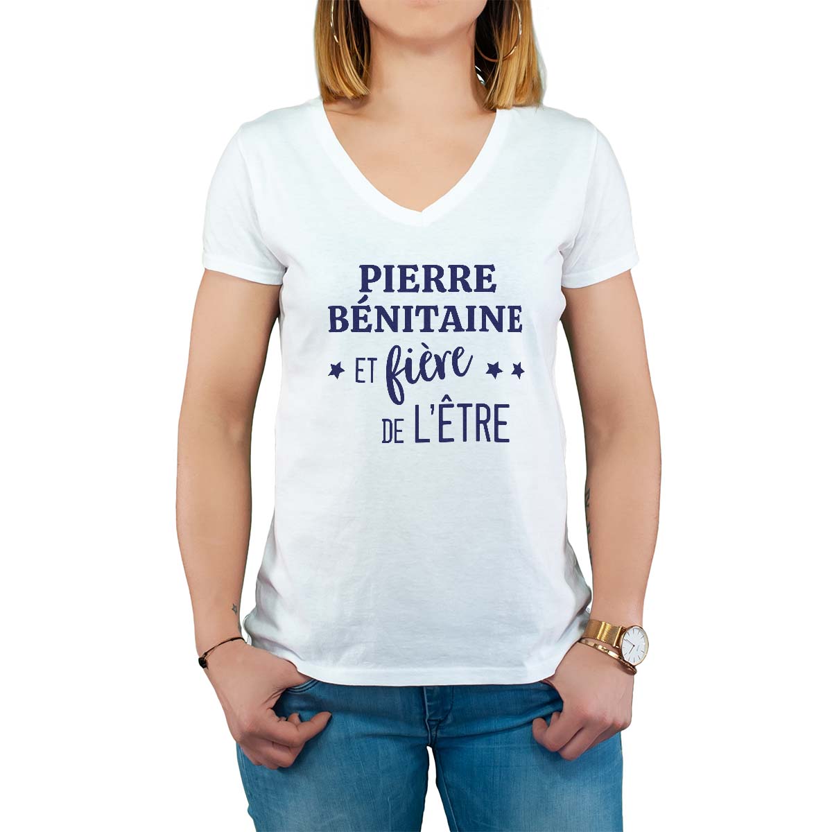 T-Shirt blanc pour femme avec le message personnalisé marine pierre-bénitaine  et fière de l'être