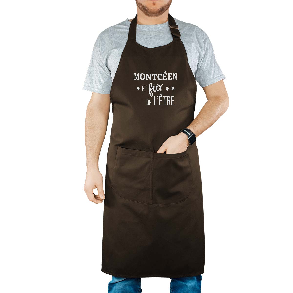 Tablier de cuisine personnalisé cacao pour homme avec le message personnalisé blanc montcéen  et fier de l'être