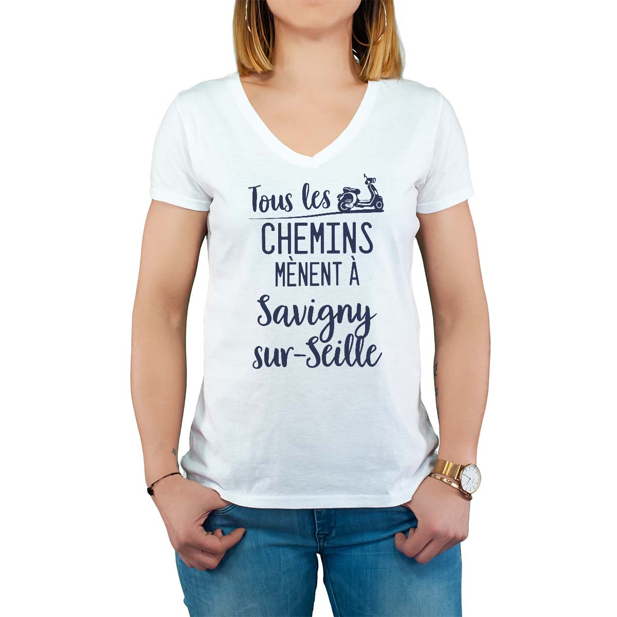 T-Shirt blanc pour femme avec le message personnalisé marine tous les chemins mènent à savigny-sur-seille