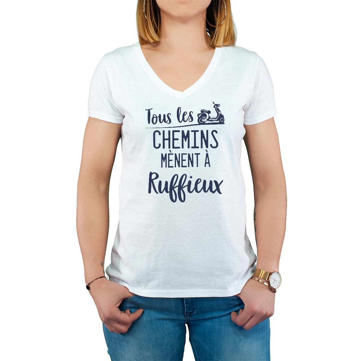 T-Shirt blanc pour femme avec le message personnalisé marine tous les chemins mènent à ruffieux